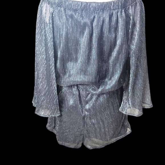 Romper - Picture 2 of 2